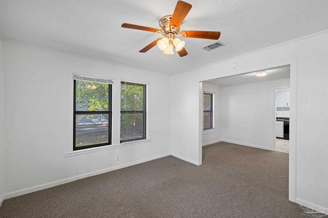 738 S E St, Pensacola, FL 32502