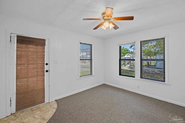 738 S E St, Pensacola, FL 32502