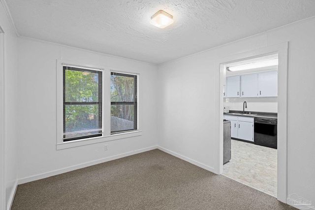 738 S E St, Pensacola, FL 32502