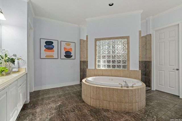 3230 Roan Way, San Antonio, TX 78259