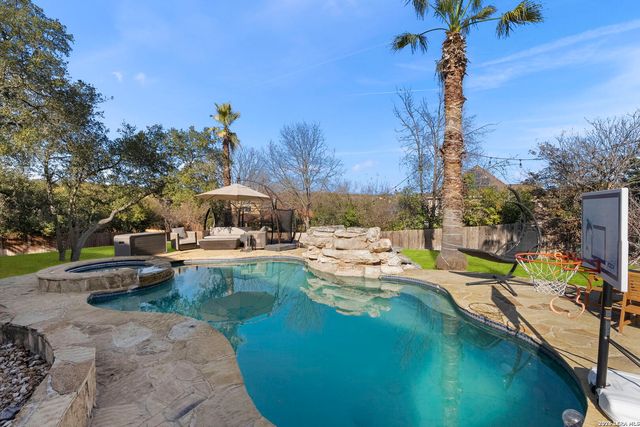 3230 Roan Way, San Antonio, TX 78259