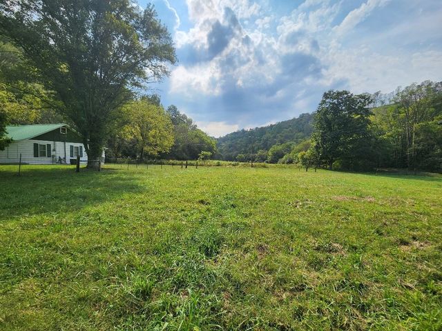 644 Webster Branch Ln, Whitleyville, TN 38588