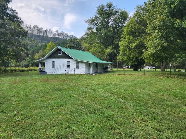644 Webster Branch Ln, Whitleyville, TN 38588