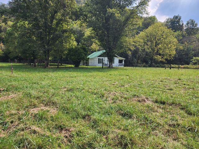 644 Webster Branch Ln, Whitleyville, TN 38588