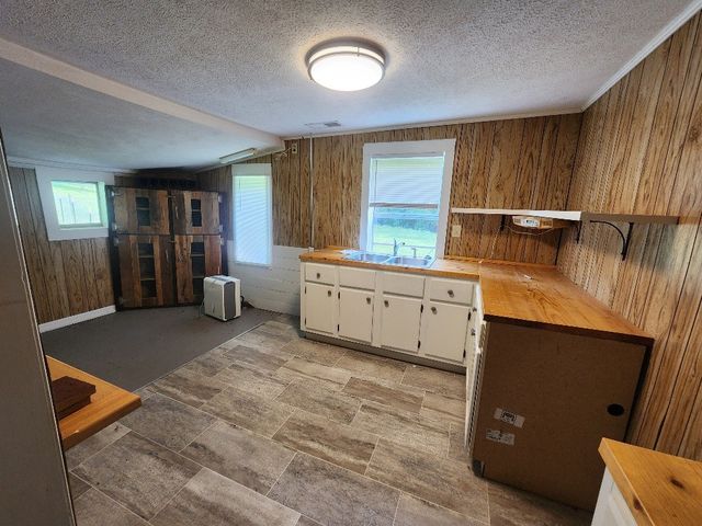 644 Webster Branch Ln, Whitleyville, TN 38588