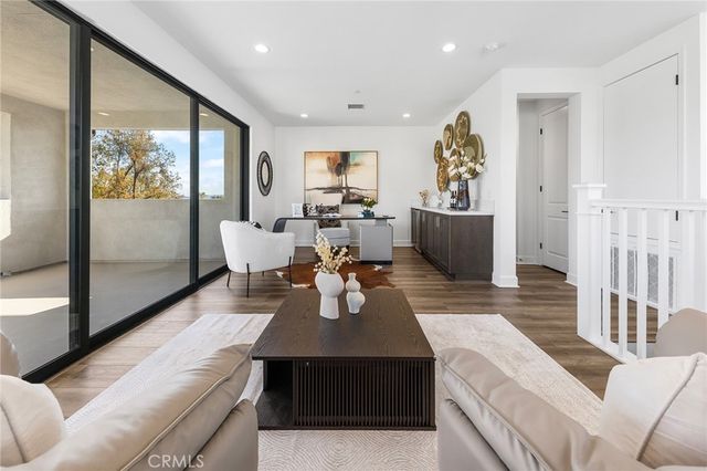 27 Alessio, Lake Forest, CA 92630