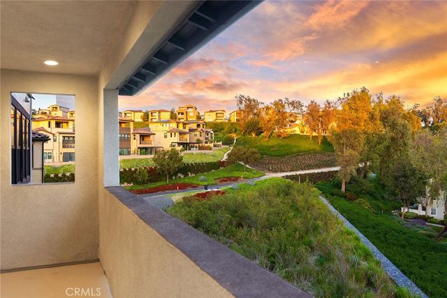 27 Alessio, Lake Forest, CA 92630