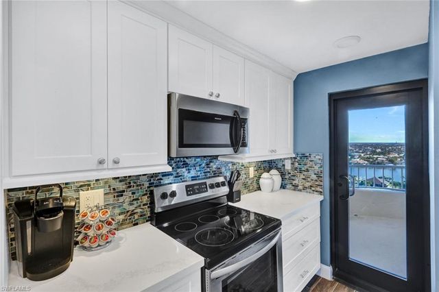 380 Seaview CT # 1703, Marco Island, FL 34145