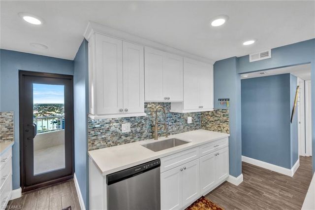 380 Seaview CT # 1703, Marco Island, FL 34145