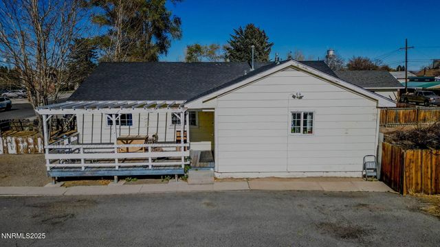 224 S Nevada Street, Yerington, NV 89447
