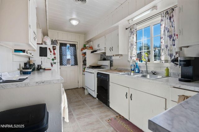 224 S Nevada Street, Yerington, NV 89447