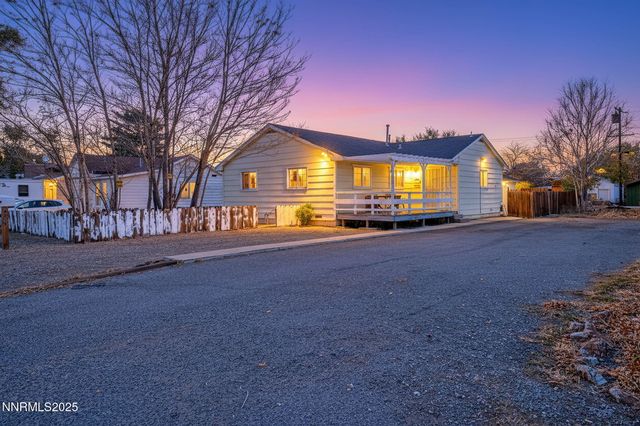 224 S Nevada Street, Yerington, NV 89447