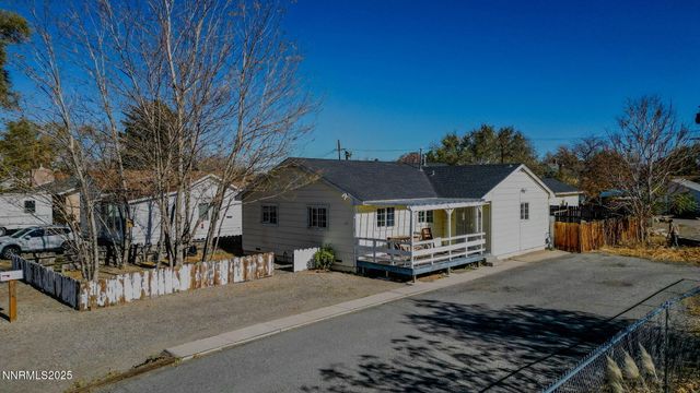 224 S Nevada Street, Yerington, NV 89447