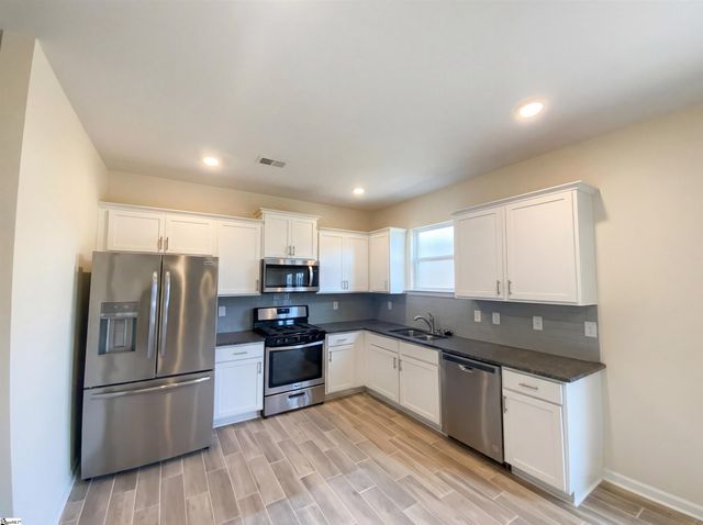 1242 Elterwater Lane, Spartanburg, SC 29306