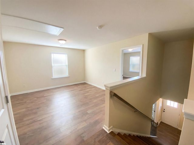 1242 Elterwater Lane, Spartanburg, SC 29306