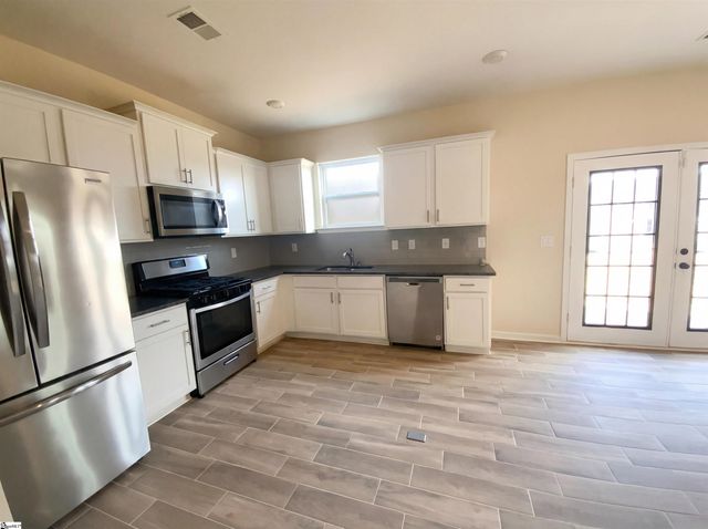 1242 Elterwater Lane, Spartanburg, SC 29306