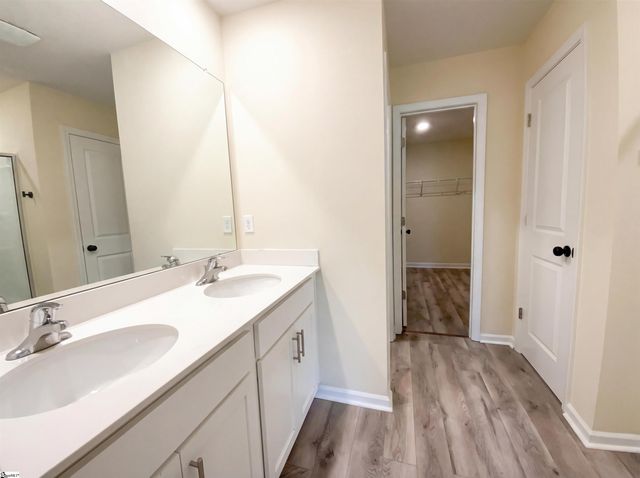 1242 Elterwater Lane, Spartanburg, SC 29306