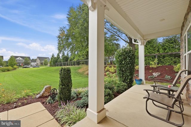 1124 FUTURITY ST, Frederick, MD 21702
