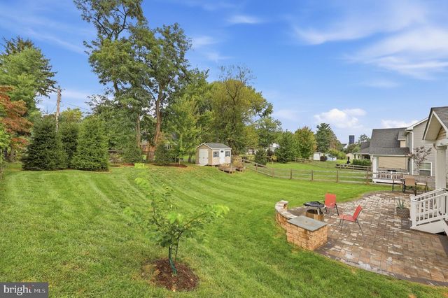 1124 FUTURITY ST, Frederick, MD 21702
