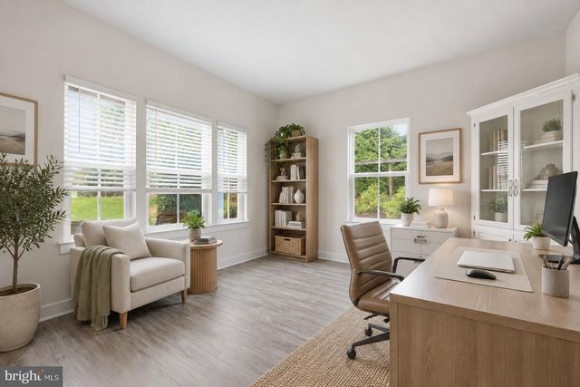 1124 FUTURITY ST, Frederick, MD 21702