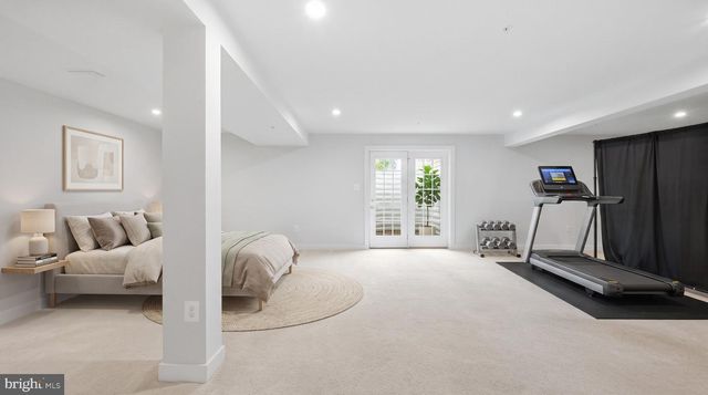 1124 FUTURITY ST, Frederick, MD 21702