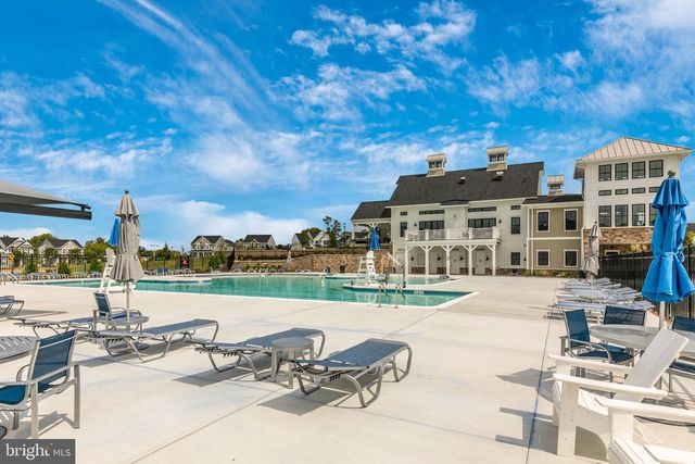 1124 FUTURITY ST, Frederick, MD 21702