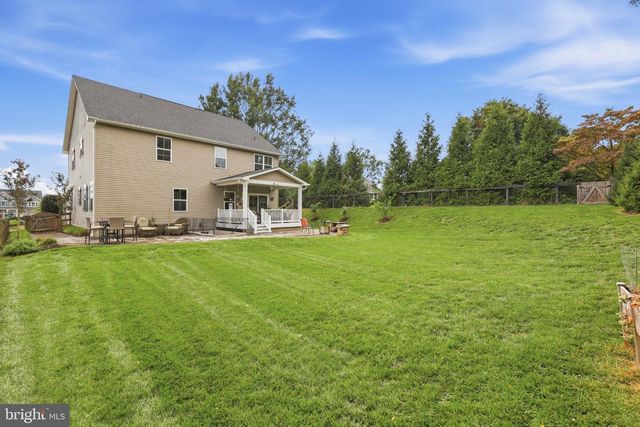 1124 FUTURITY ST, Frederick, MD 21702