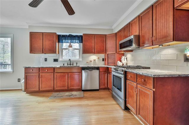 230 Wyngate Circle, Fayetteville, GA 30215