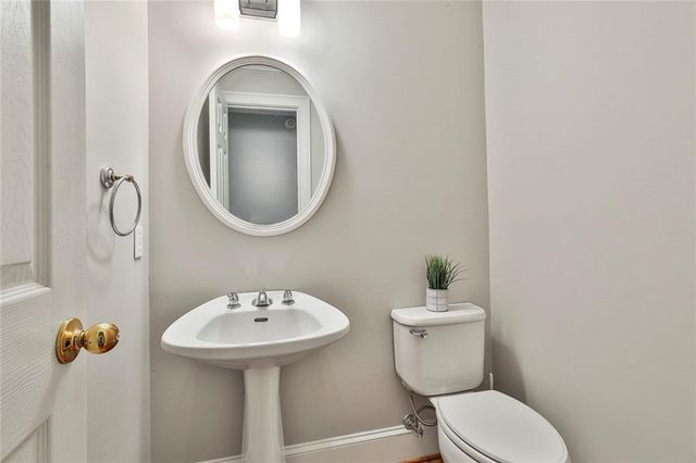 230 Wyngate Circle, Fayetteville, GA 30215