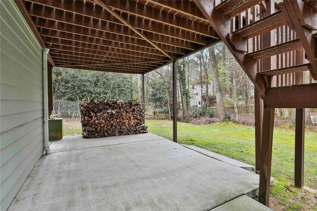 230 Wyngate Circle, Fayetteville, GA 30215