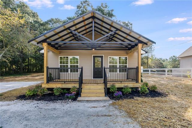 717 Wedowee St, Bowdon, GA 30108