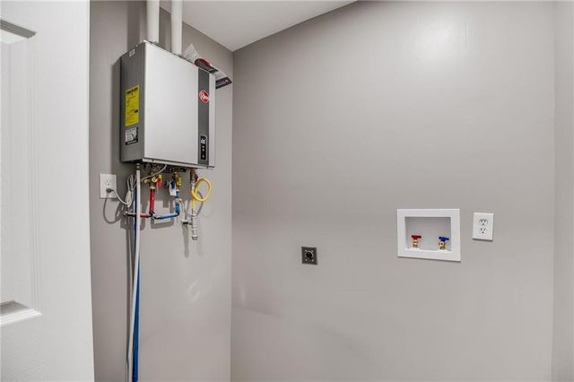 717 Wedowee St, Bowdon, GA 30108