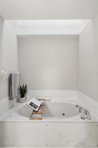 11762 Gable Glen Lane, Symmes Twp, OH 45249