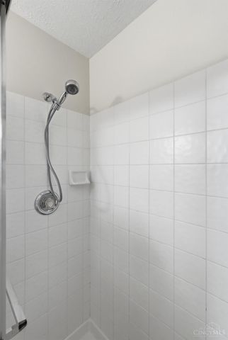 11762 Gable Glen Lane, Symmes Twp, OH 45249