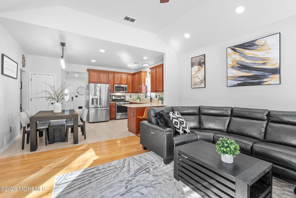 207 Lower Main Street, Matawan, NJ 07747