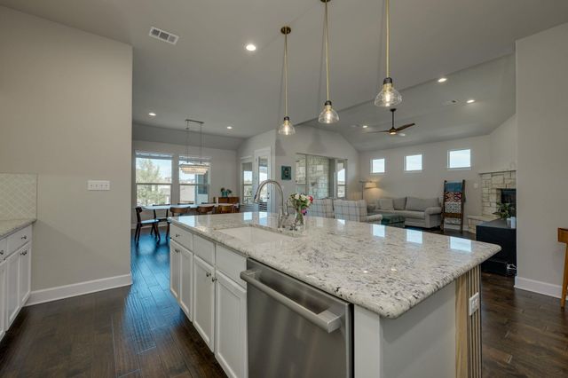 3300 Venezia VW, Leander, TX 78641