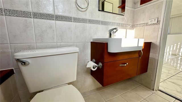 7825 NE Bayshore Ct 504, Miami, FL 33138