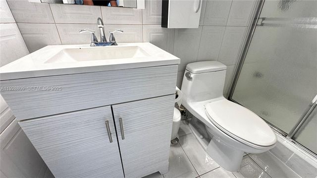 7825 NE Bayshore Ct 504, Miami, FL 33138