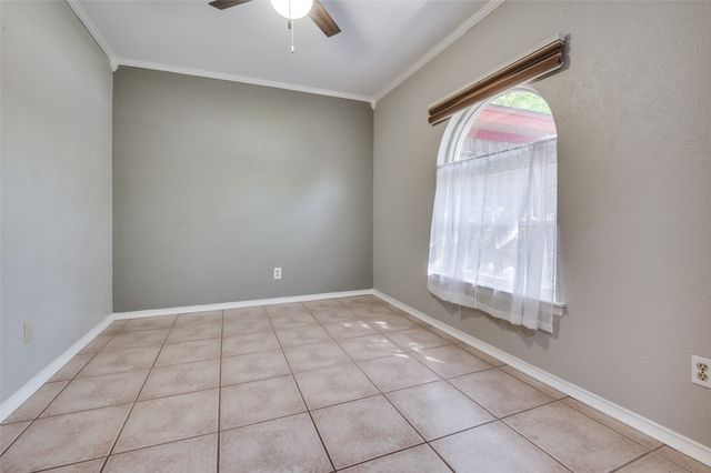615 N Ector Drive, Euless, TX 76039