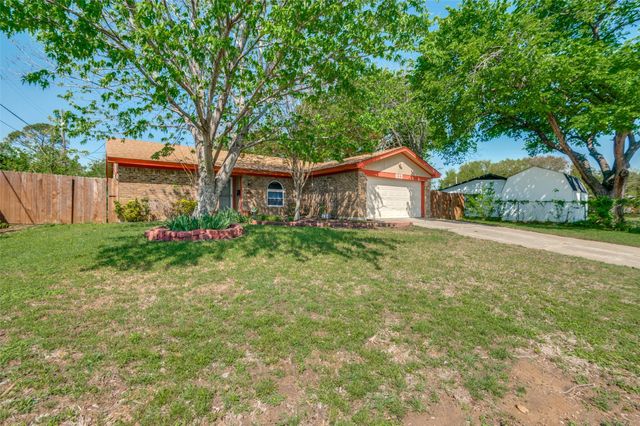 615 N Ector Drive, Euless, TX 76039
