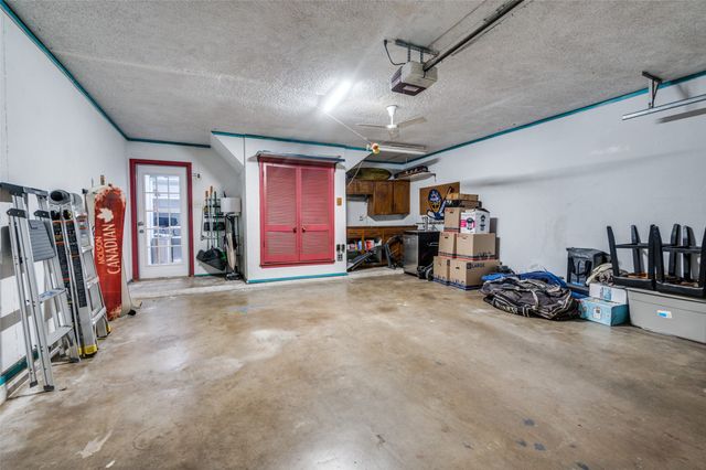 615 N Ector Drive, Euless, TX 76039