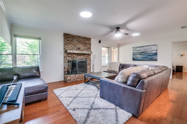 615 N Ector Drive, Euless, TX 76039