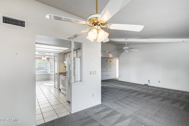 4442 E KELTON Lane, Phoenix, AZ 85032