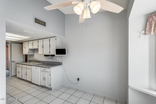 4442 E KELTON Lane, Phoenix, AZ 85032