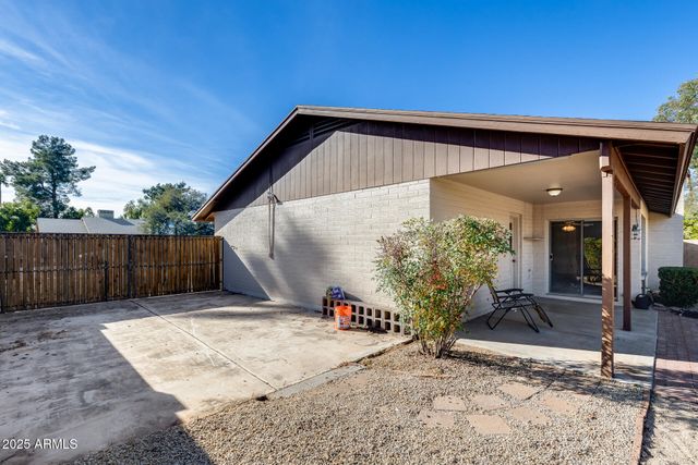 4442 E KELTON Lane, Phoenix, AZ 85032