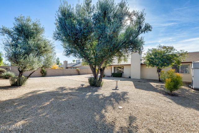 4442 E KELTON Lane, Phoenix, AZ 85032