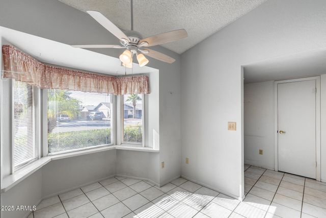 4442 E KELTON Lane, Phoenix, AZ 85032