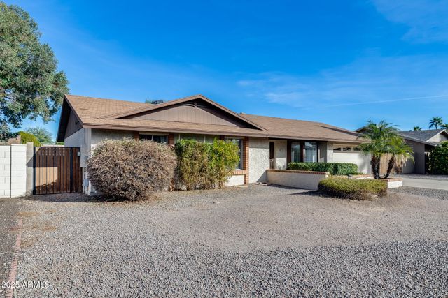 4442 E KELTON Lane, Phoenix, AZ 85032