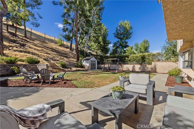 28235 Royal Road, Castaic, CA 91384
