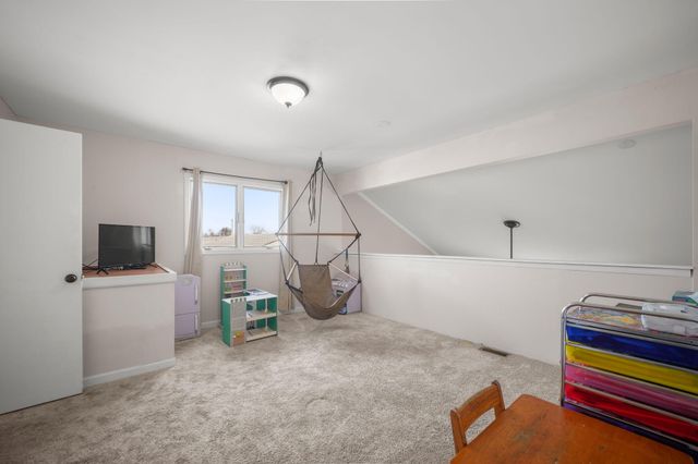 9149 Waymond Avenue, Highland, IN 46322